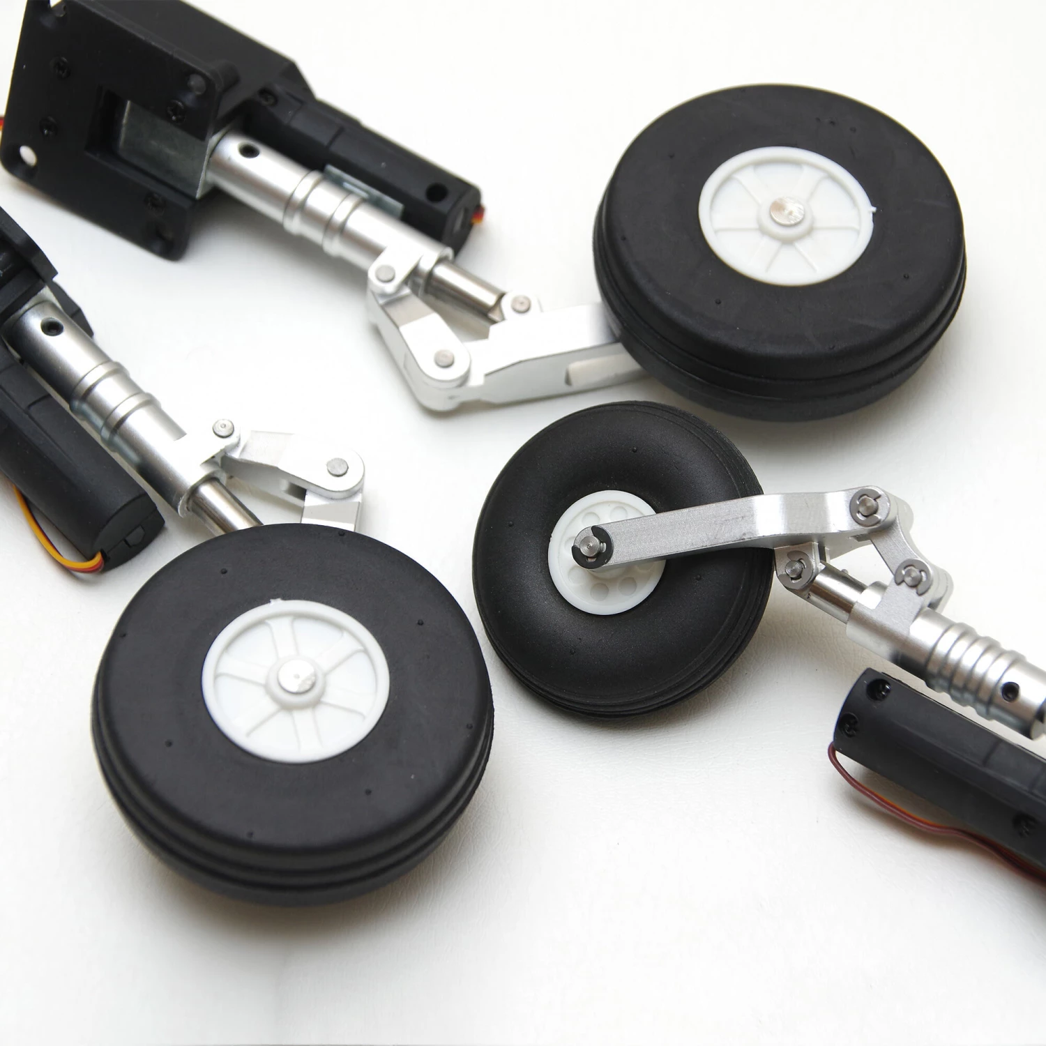 Best deal ๐ FMS YAK-130 V2 70mm EDF Jet Red PNP ๐ 5 Best deal ๐ FMS YAK-130 V2 70mm EDF Jet Red PNP ๐ - Image 5